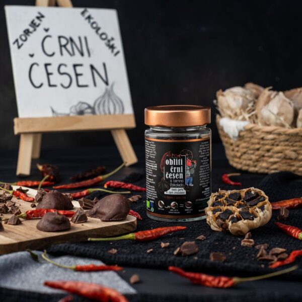 ČRNI ČESEN V TEMNI ČOKOLADI - slika 2